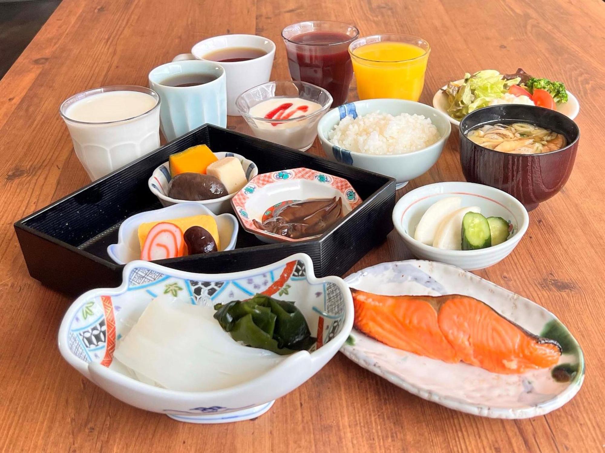 Kanazawa Manten Hotel Ekimae Екстериор снимка