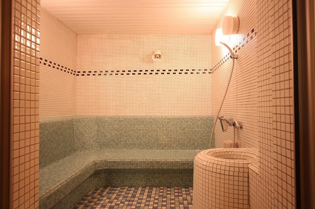 Kanazawa Manten Hotel Ekimae Екстериор снимка