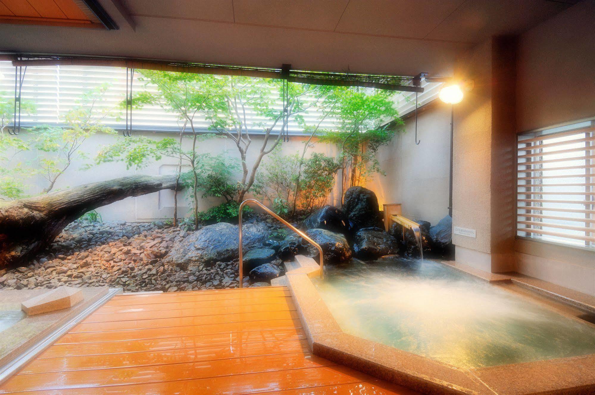 Kanazawa Manten Hotel Ekimae Екстериор снимка